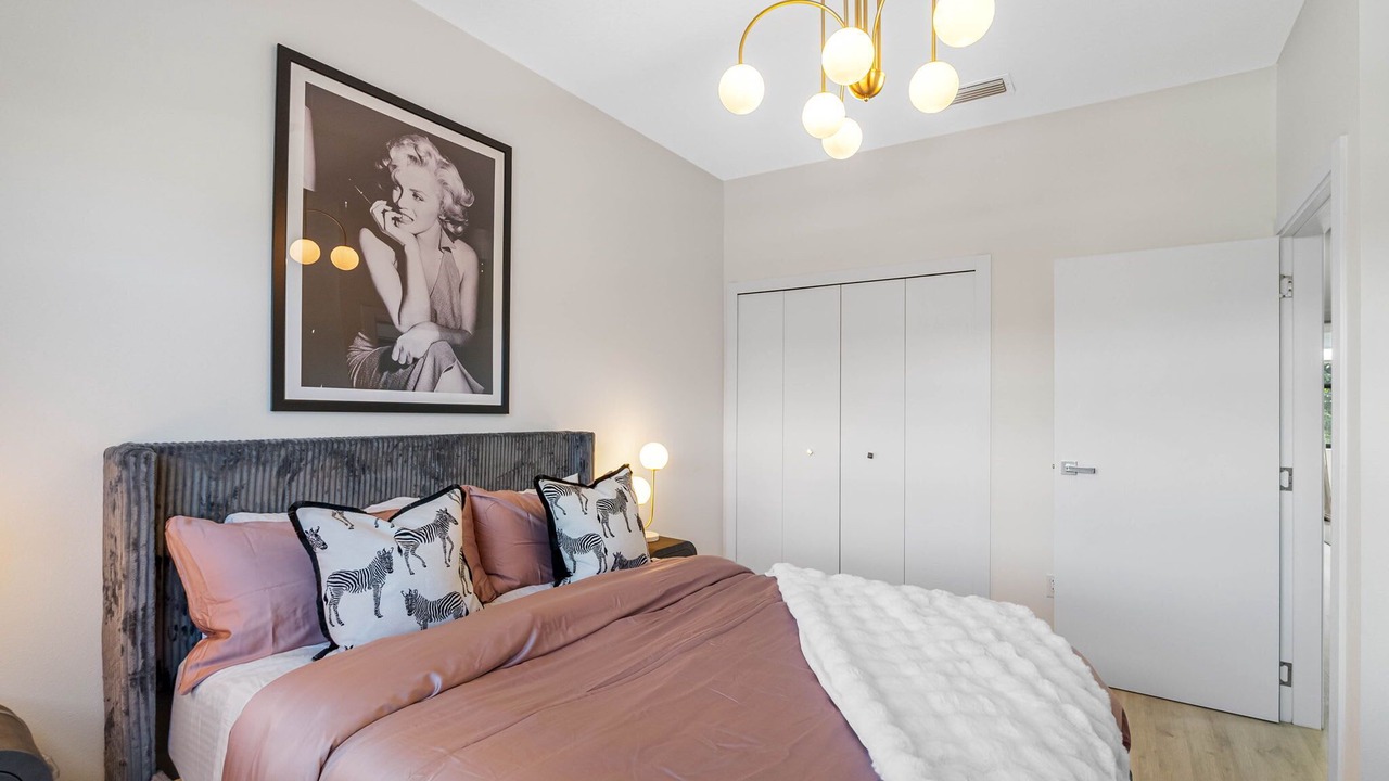 Photo of Bedroom in University