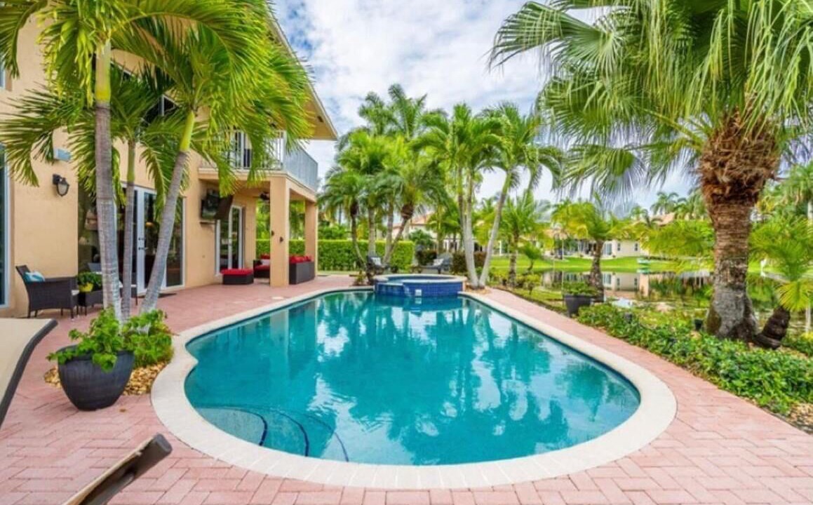 Photo of Outdoor in SilverLakes