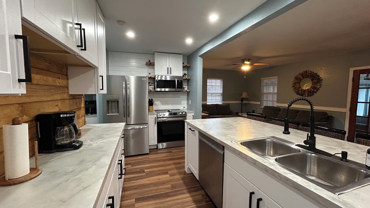 Photo of Kitchen in Suwannee