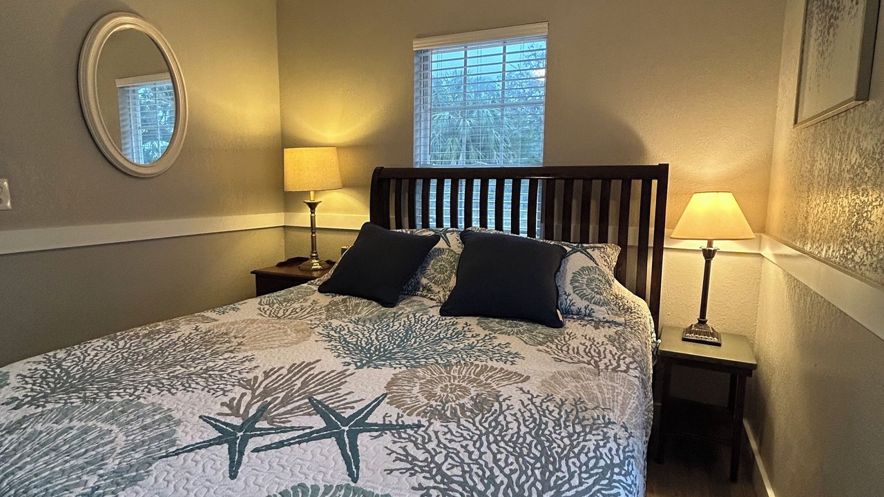 Photo of Bedroom in Suwannee