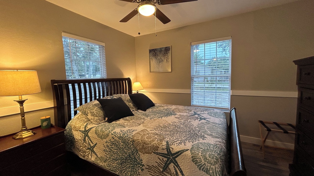 Photo of Bedroom in Suwannee