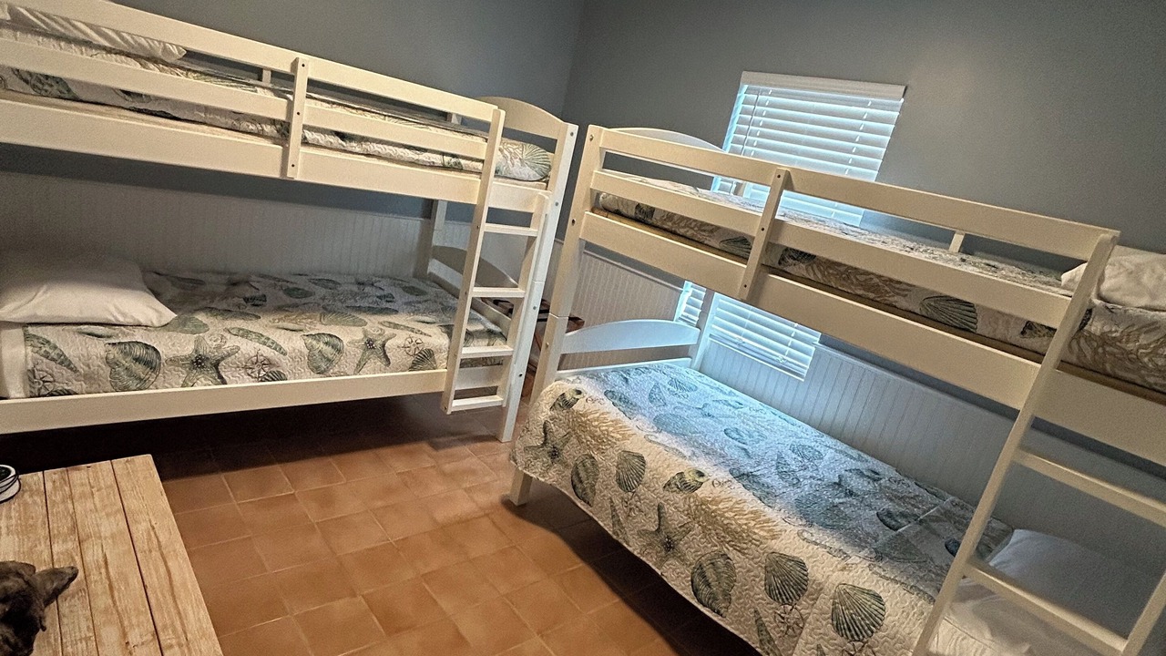 Photo of Bedroom in Suwannee