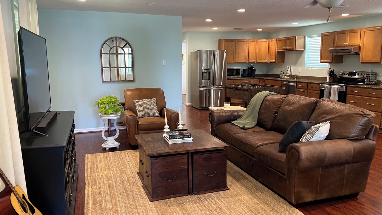 Photo of Livingroom in Melrose