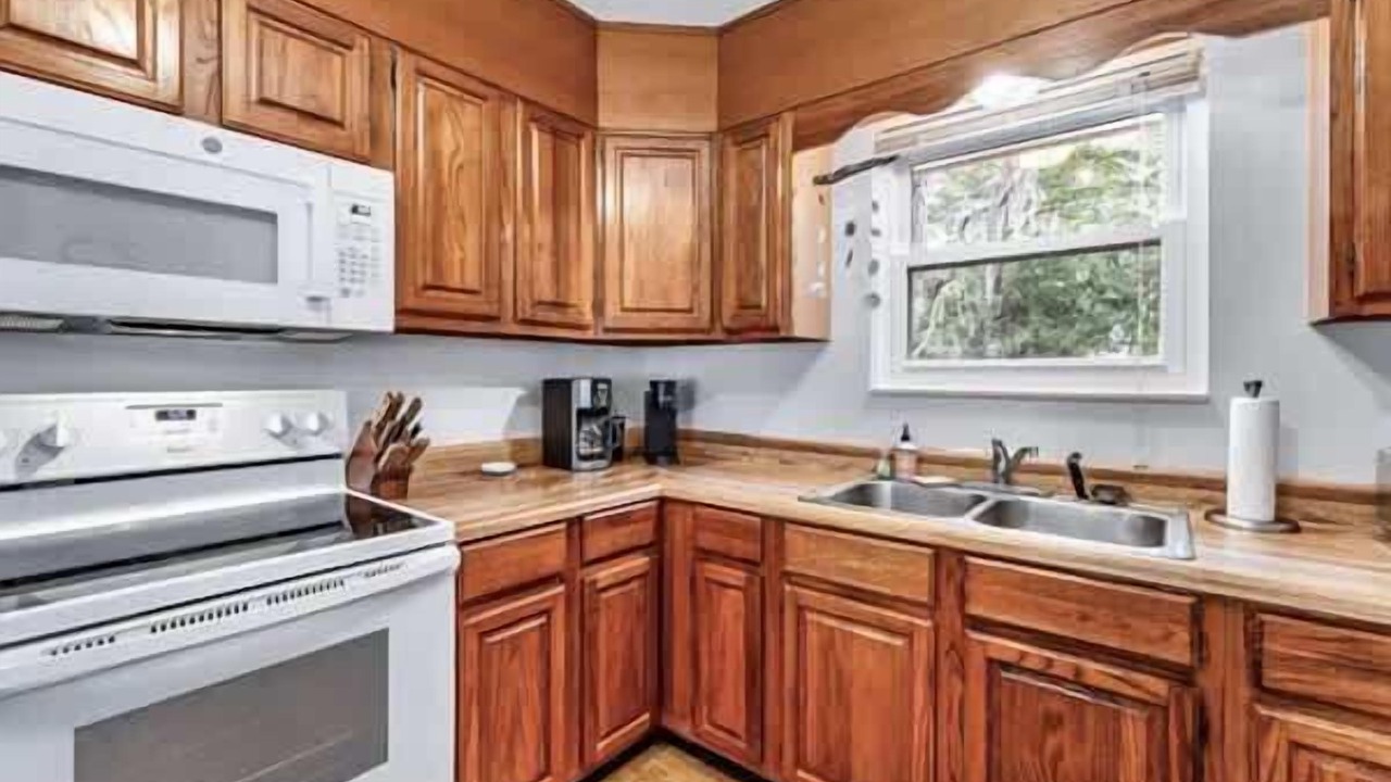 Photo of Kitchen in Eastpoint