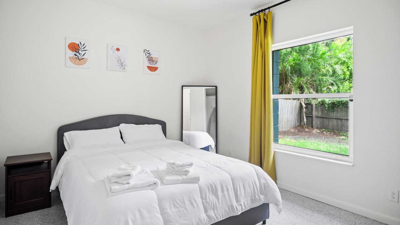 Photo of Bedroom in Bayou Oaks