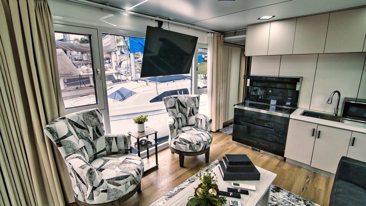 Photo of Livingroom in Merritt Island
