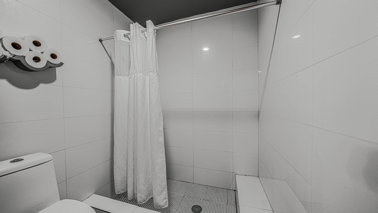 Photo of Bathroom in Golden Glades