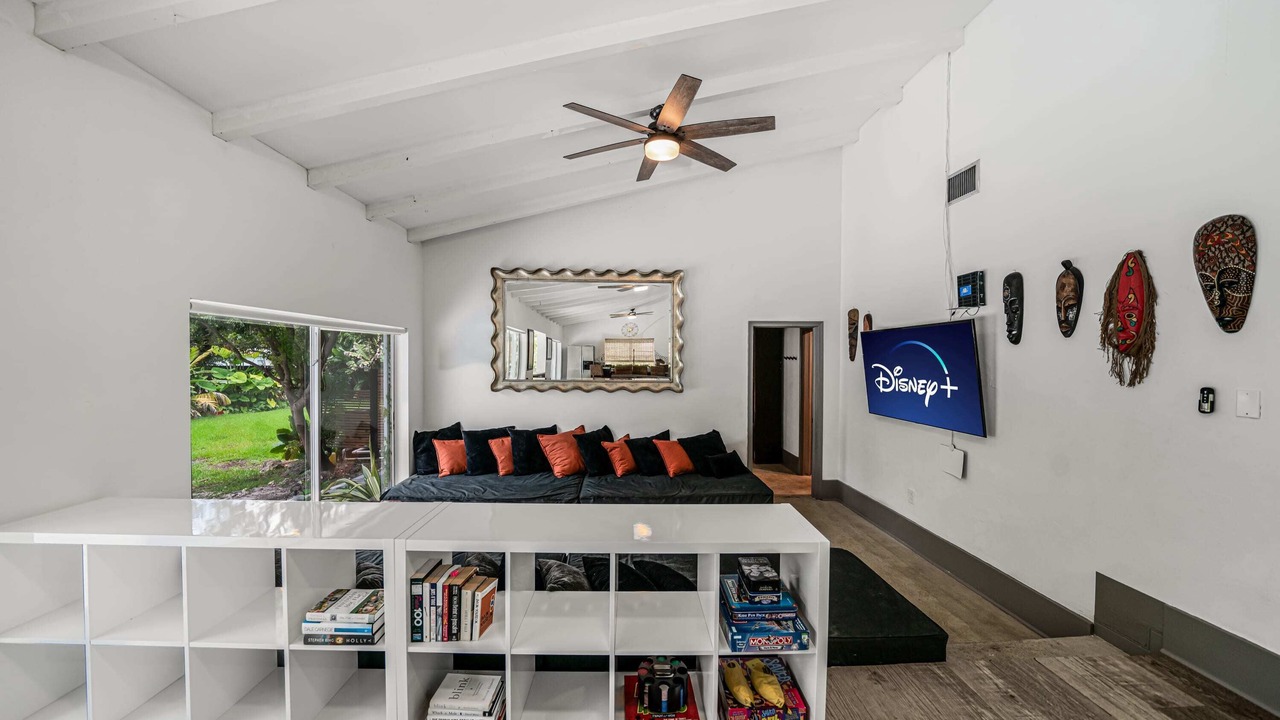 Photo of Bedroom in Golden Glades