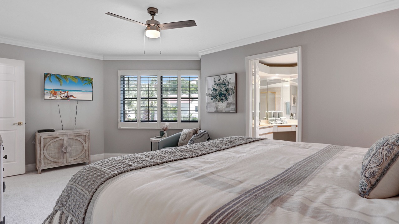 Photo of Bedroom in Pelican Bay