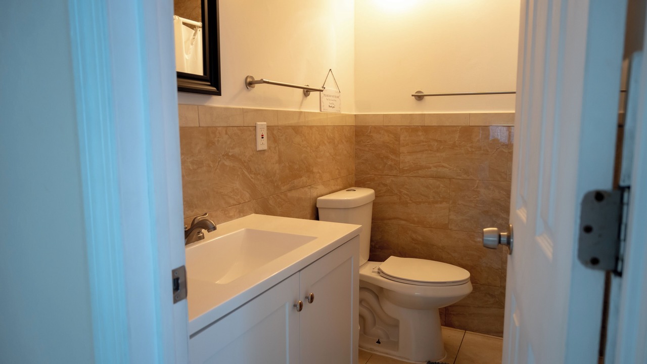 Photo of Bathroom in Little Havana