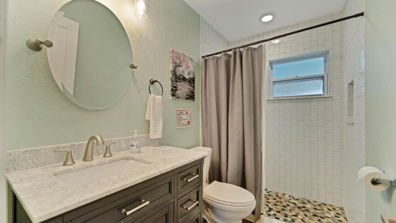 Photo of Bathroom in Riverside Heights