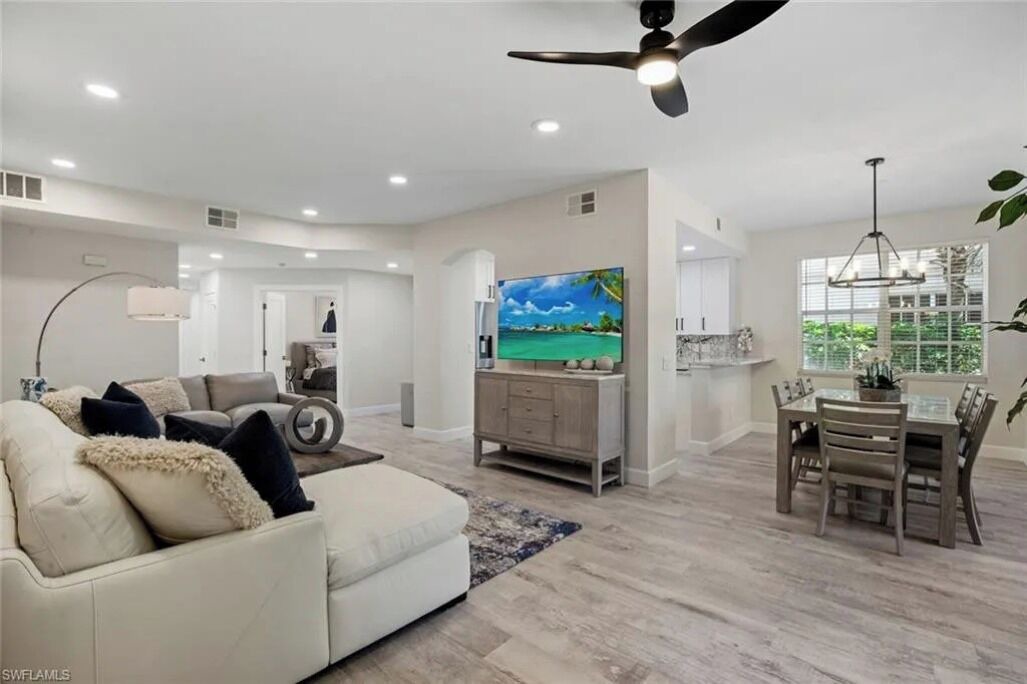 Photo of Livingroom in Bonita Bay