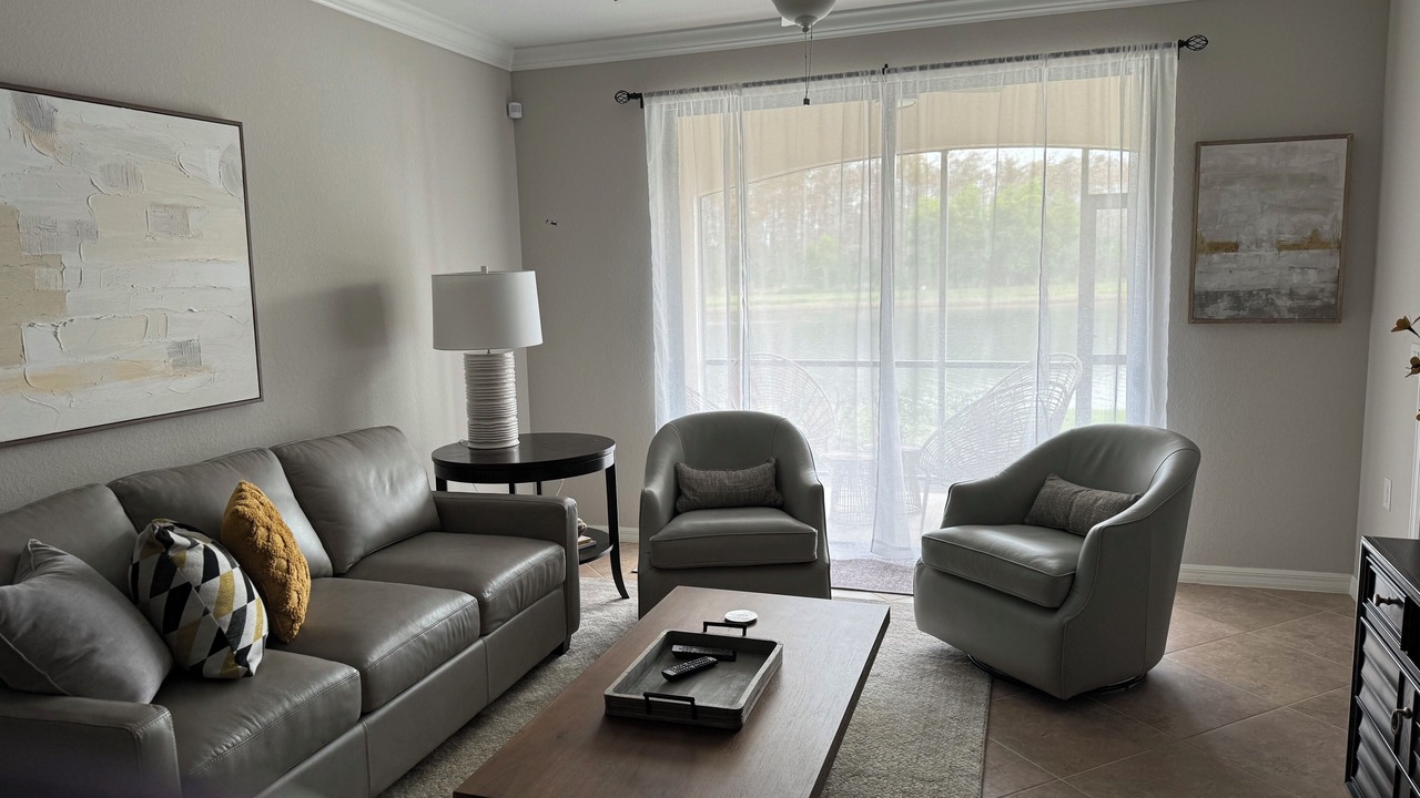 Photo of Livingroom in Naples