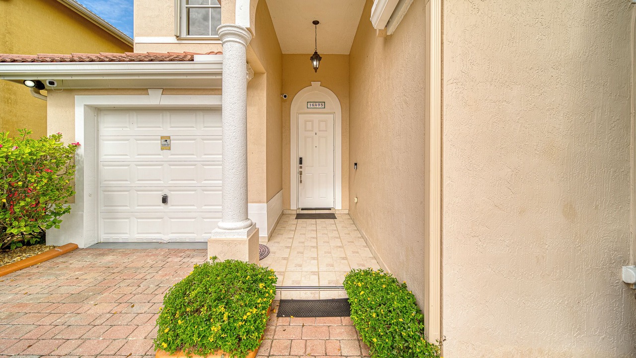 Photo of Outdoor in Ludlam