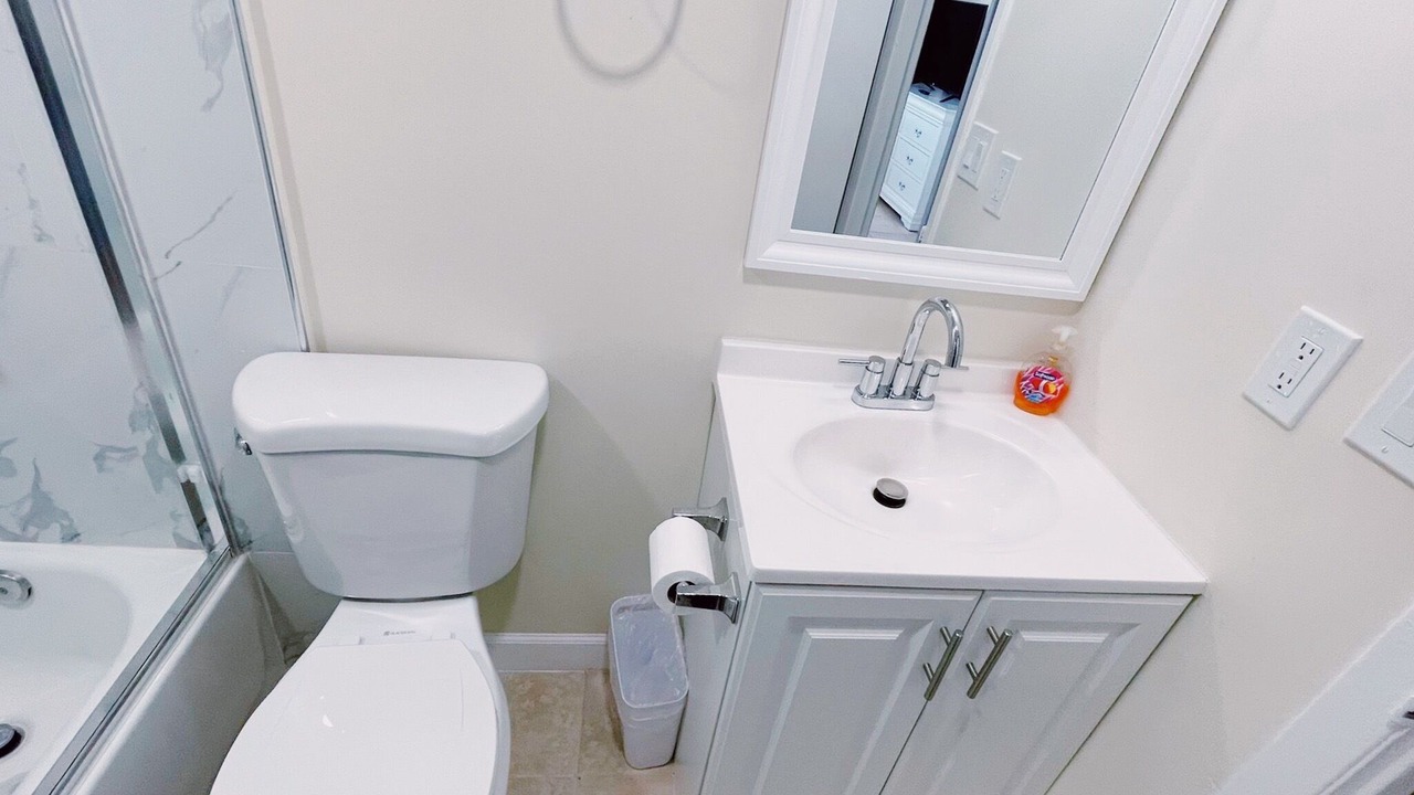 Photo of Bathroom in Jensen Beach