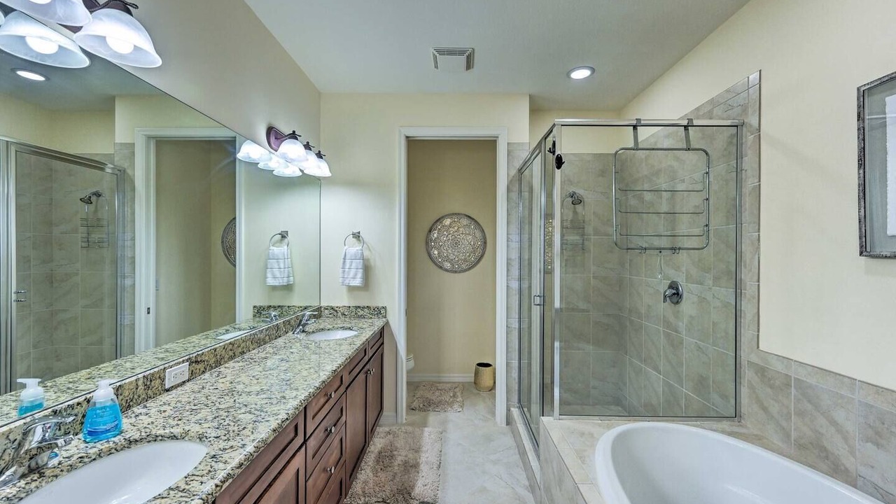 Photo of Bathroom in Ole