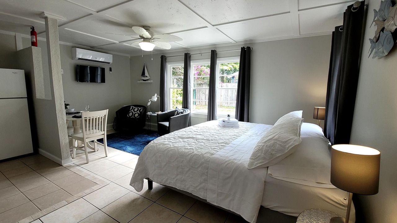 Photo of Bedroom in Mango Groves