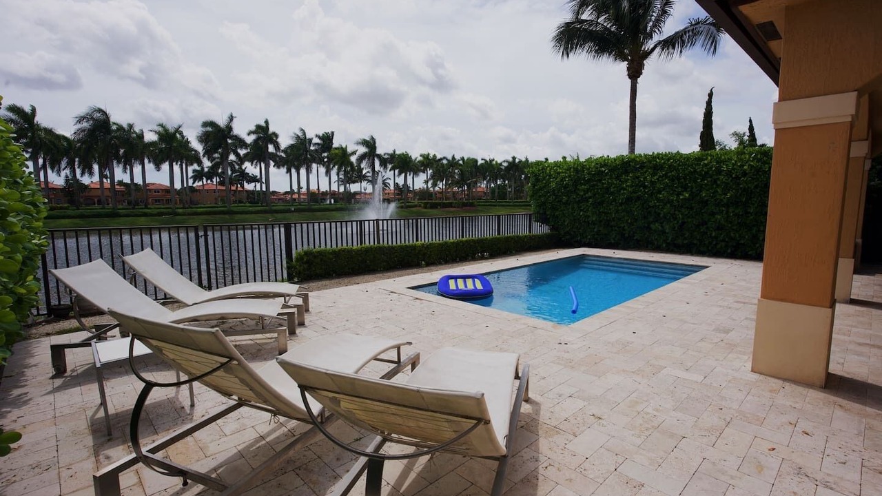 Photo of Others in Tamiami