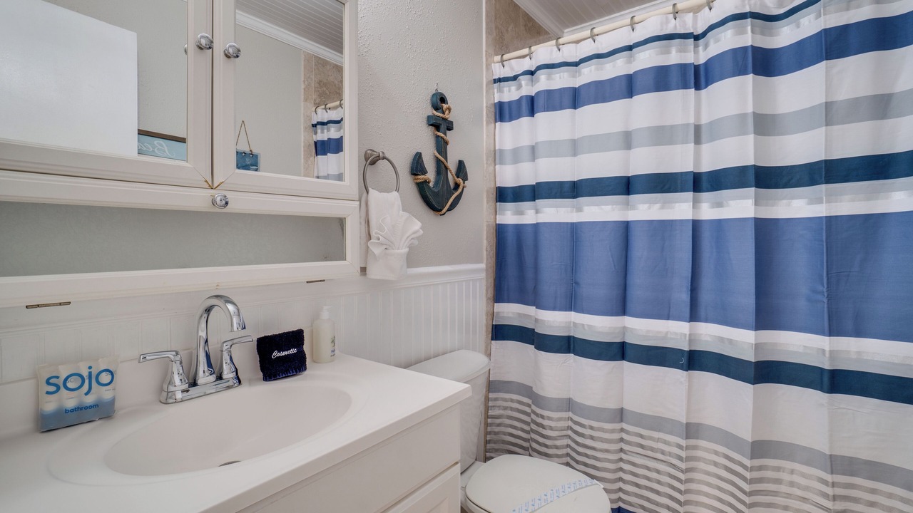 Photo of Bathroom in Bradenton Beach