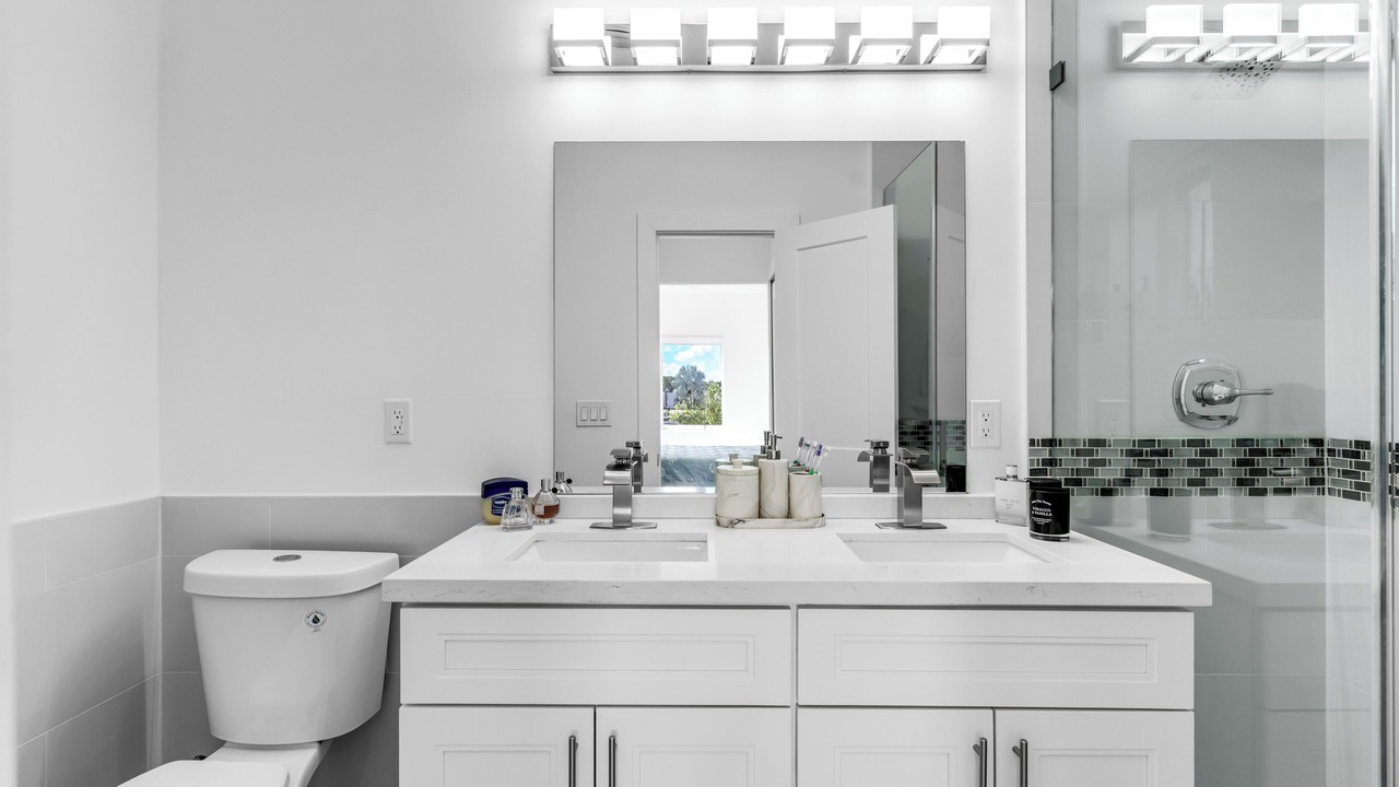 Photo of Bathroom in Twin Lakes