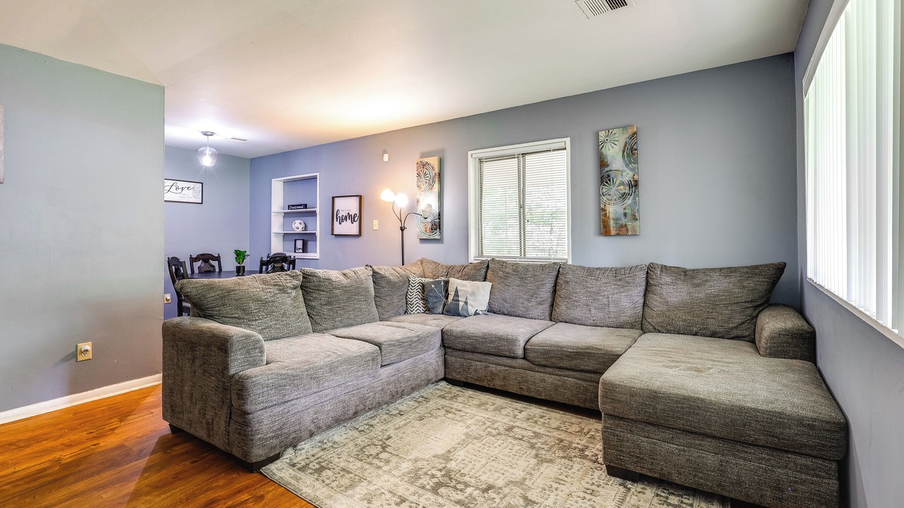 Photo of Livingroom in Decatur