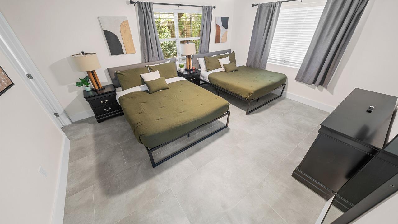 Photo of Bedroom in Lake Ridge