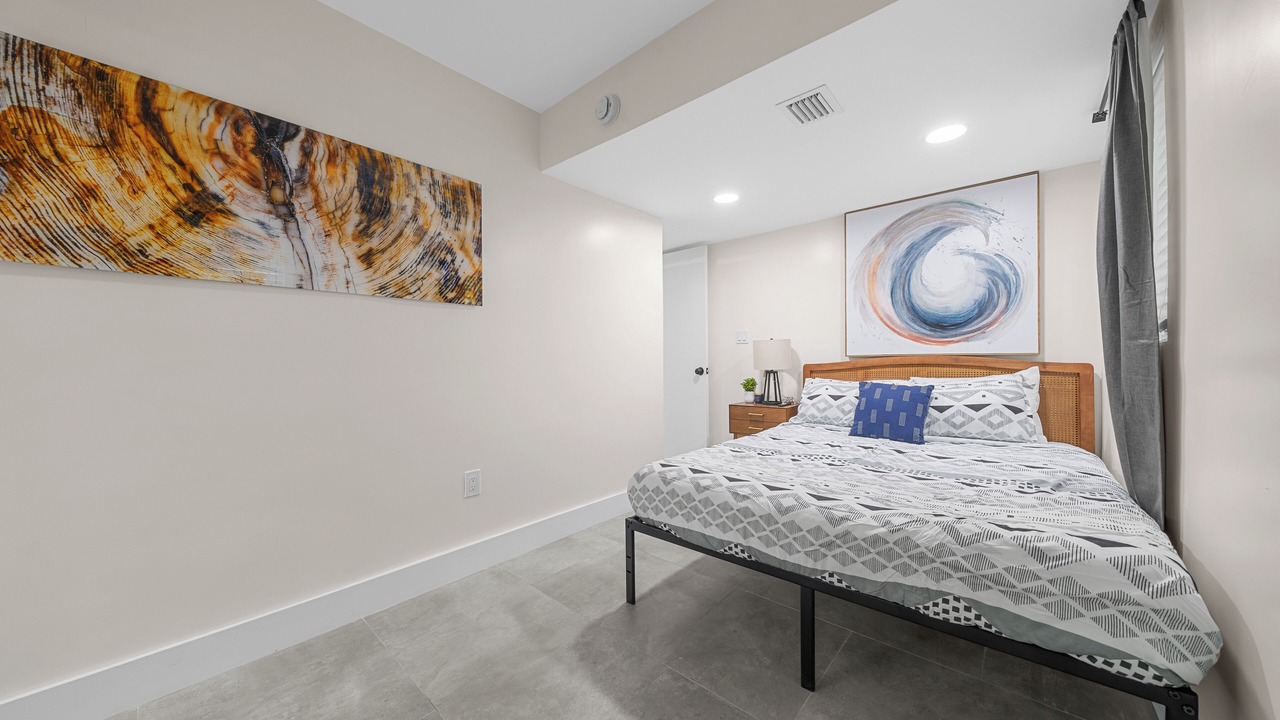 Photo of Bedroom in Lake Ridge
