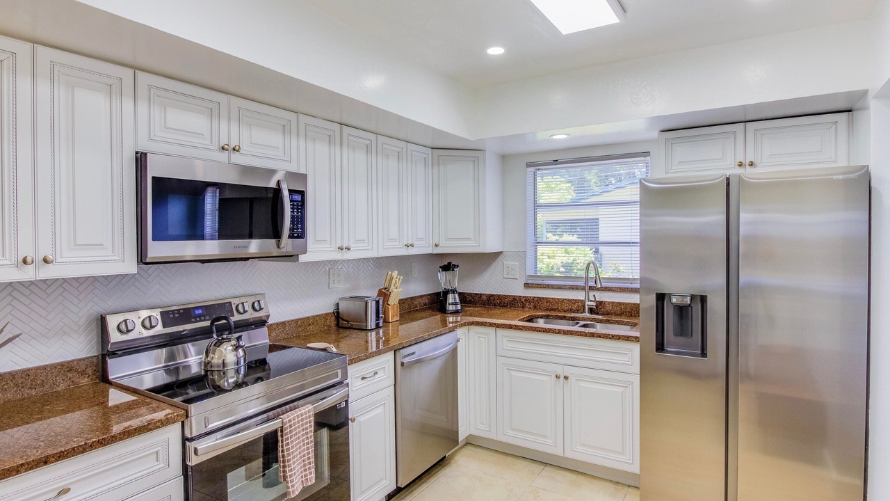 Photo of Kitchen in Cypress Lakes