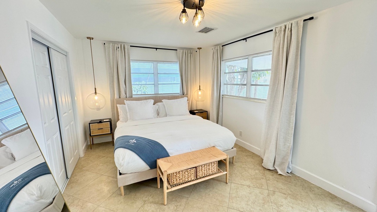 Photo of Bedroom in Cypress Lakes