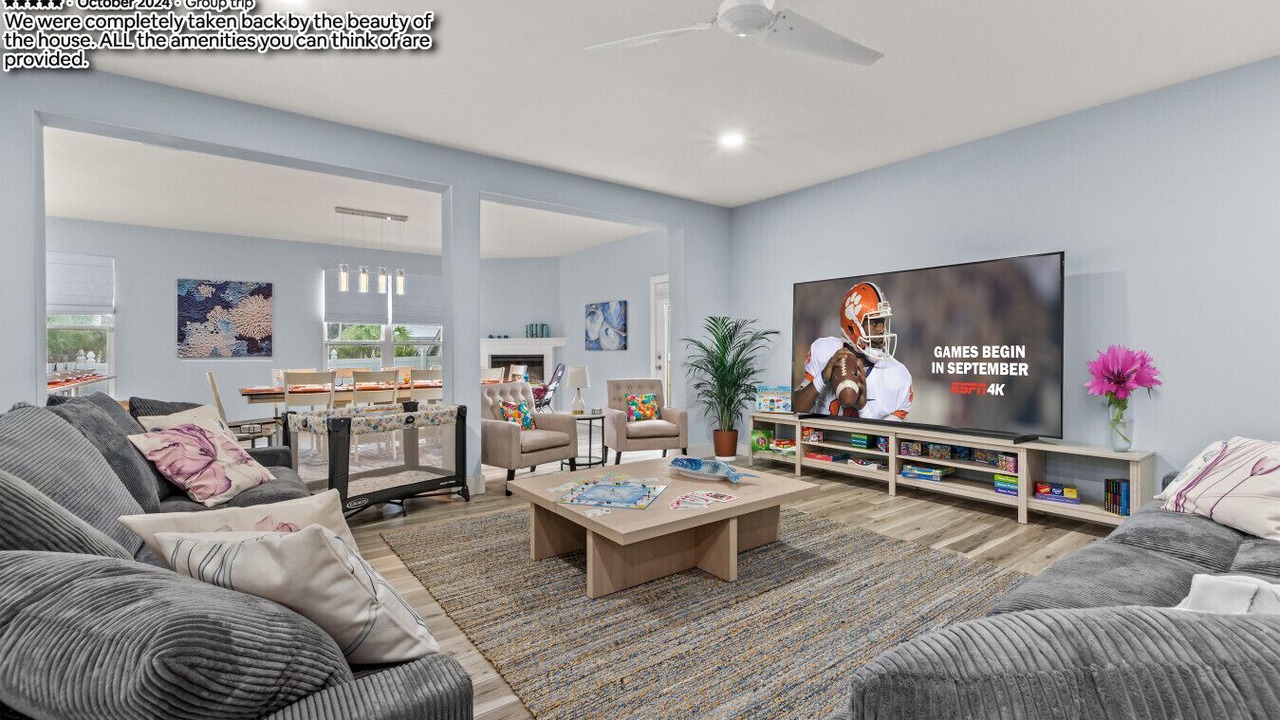 Photo of Bedroom in Crystal Beach