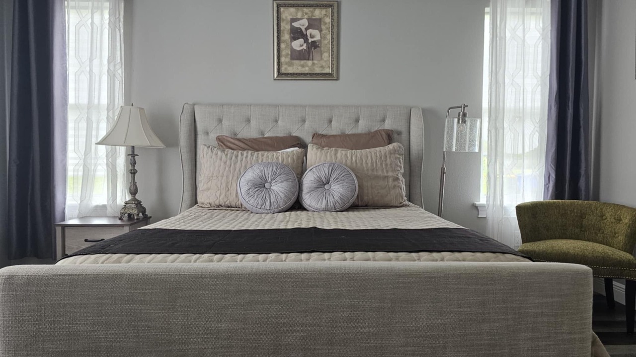 Photo of Bedroom in Sebring