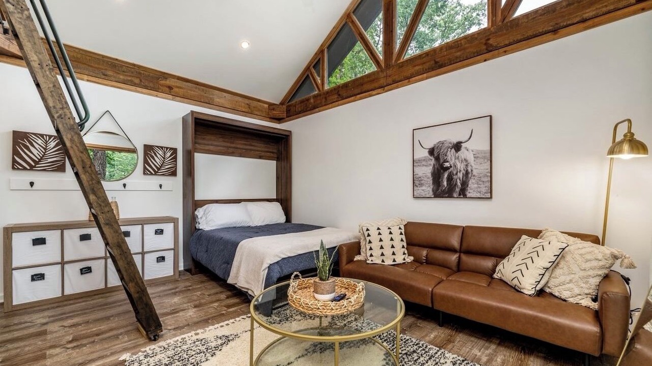 Photo of Bedroom in Roswell