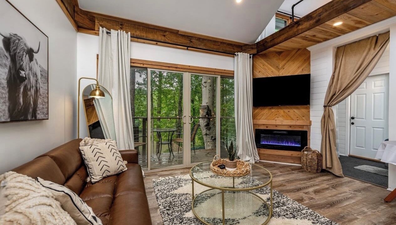 Photo of Livingroom in Roswell
