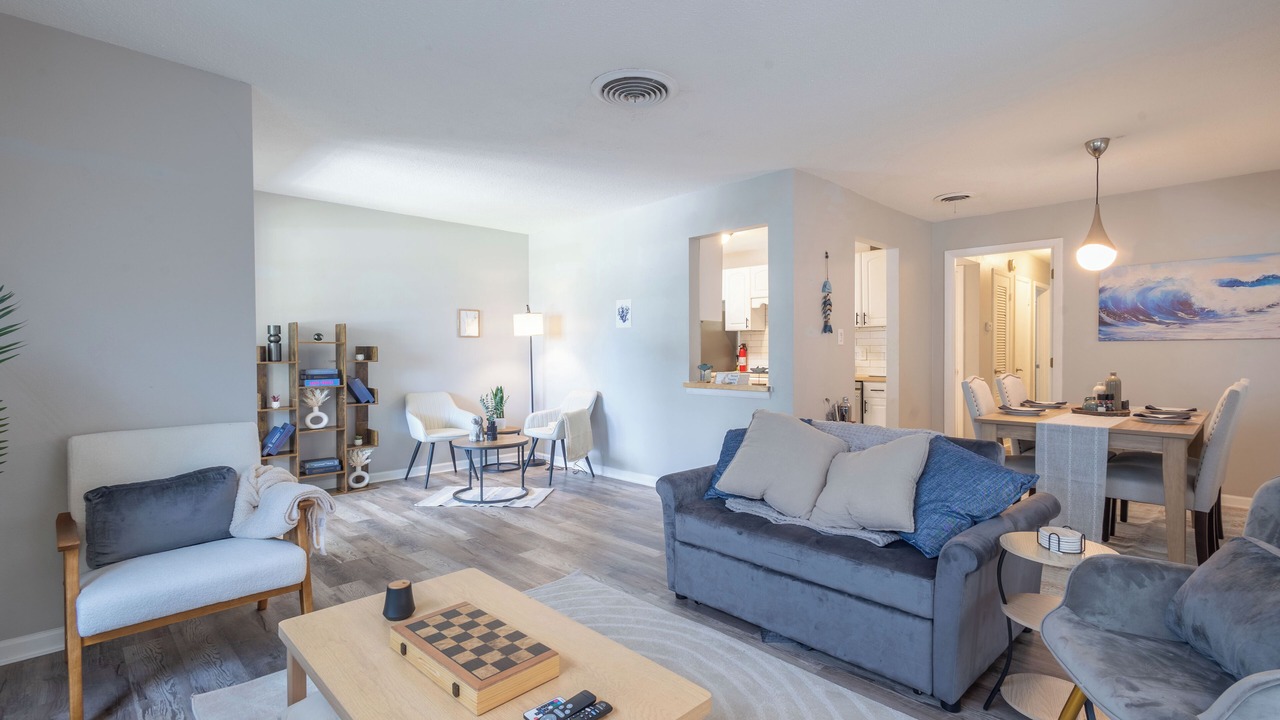Photo of Livingroom in Bayshore Gardens
