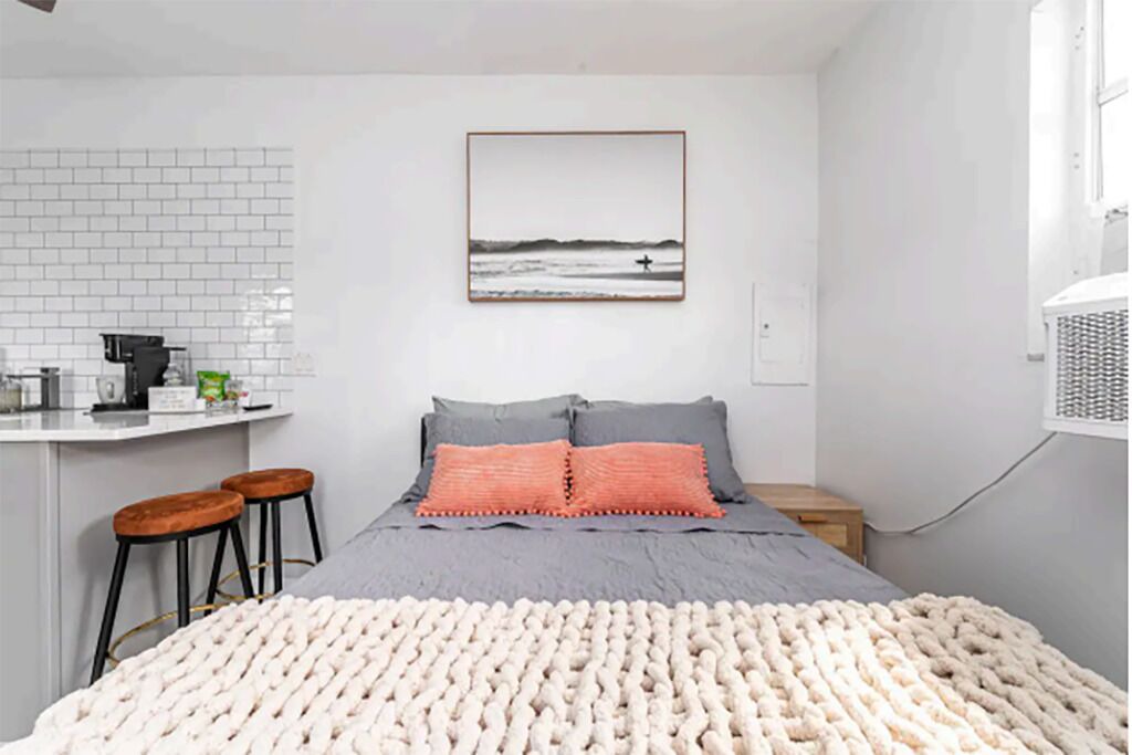 Photo of Bedroom in Lake Worth
