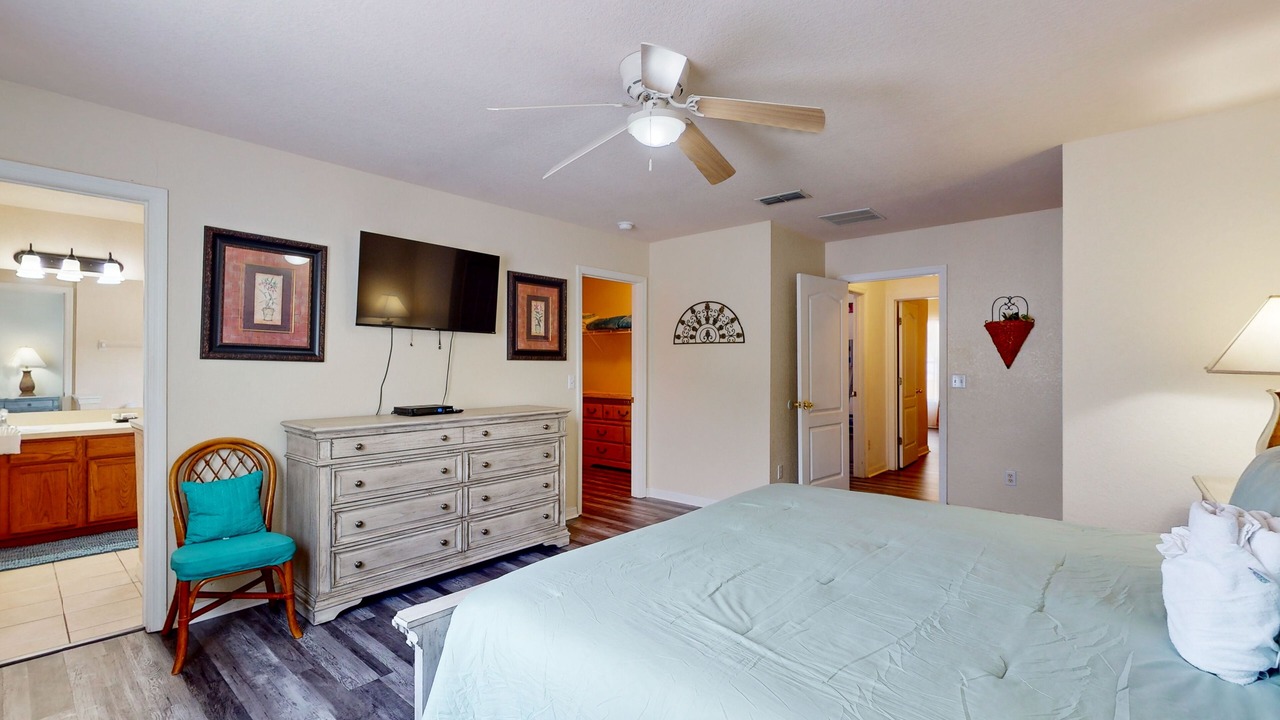 Photo of Bedroom in Silver Creek