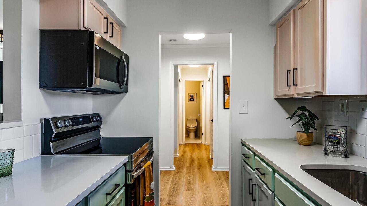 Photo of Kitchen in North Capitol