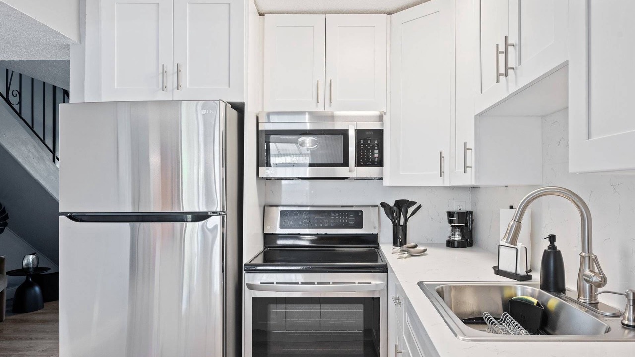 Photo of Kitchen in Lauderdale Lakes