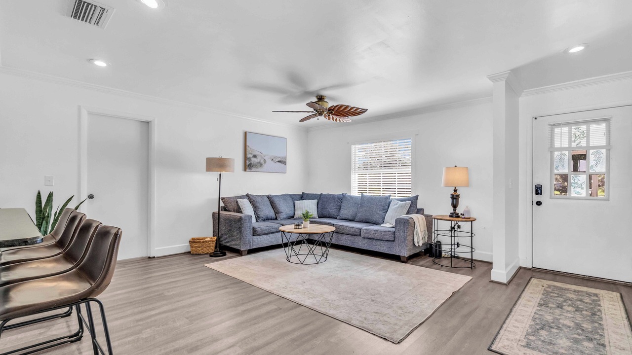 Photo of Livingroom in Whitfield
