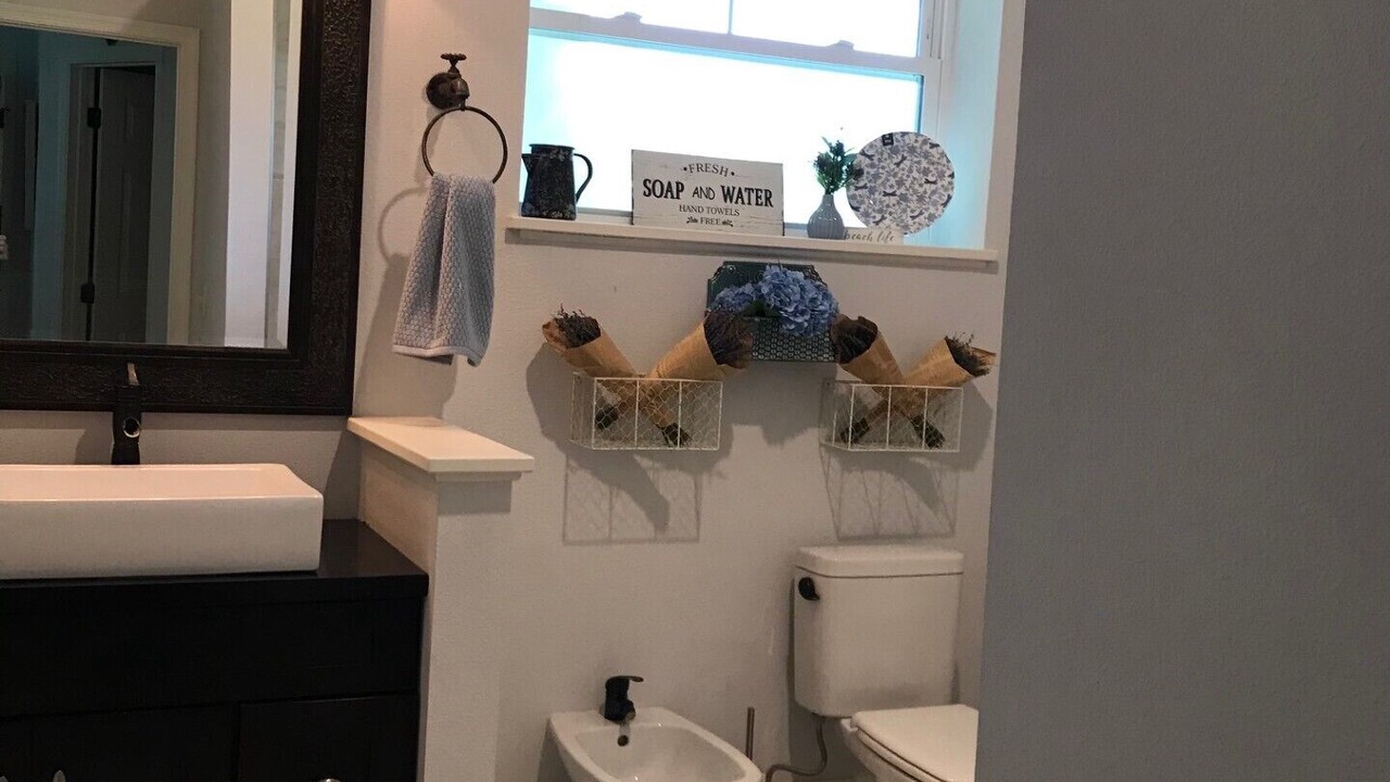 Photo of Bathroom in Fellowship