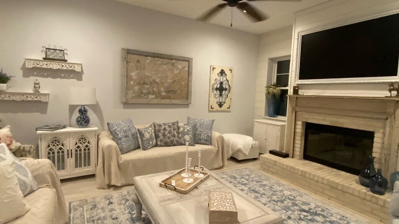 Photo of Livingroom in Fellowship