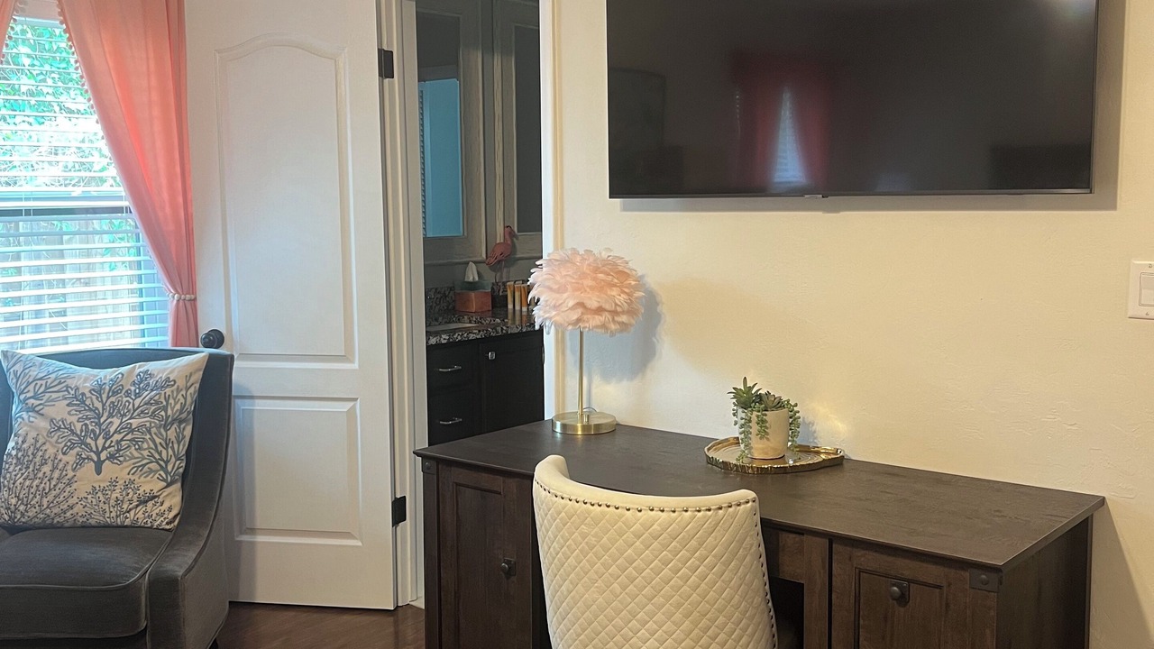 Photo of Bedroom in Vanderbilt Beach
