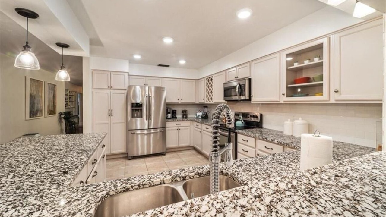 Photo of Kitchen in Vanderbilt Beach