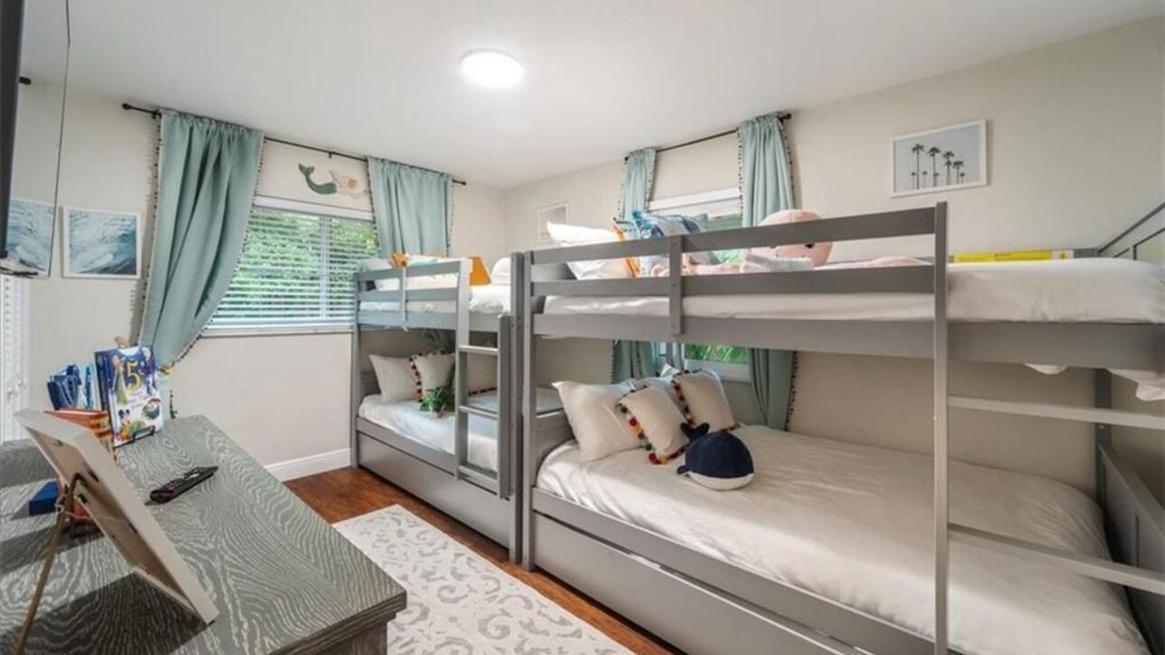 Photo of Bedroom in Vanderbilt Beach
