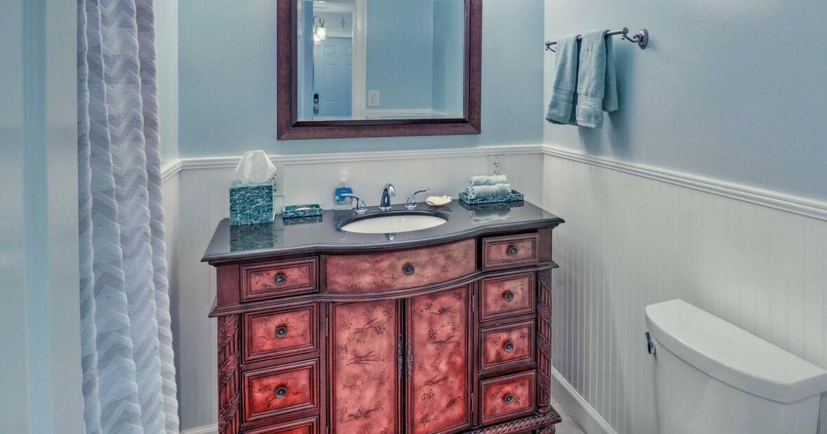 Photo of Bathroom in Breezeswept Beach Estates