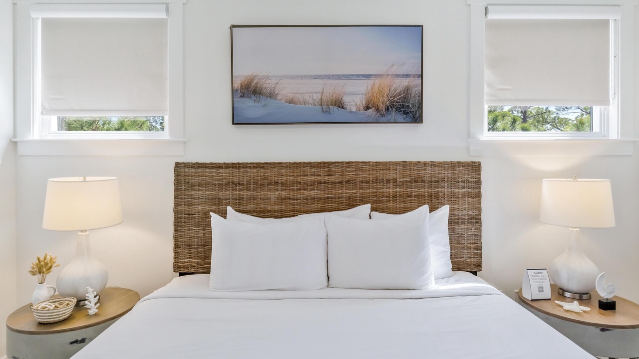 Photo of Bedroom in Baytowne Wharf