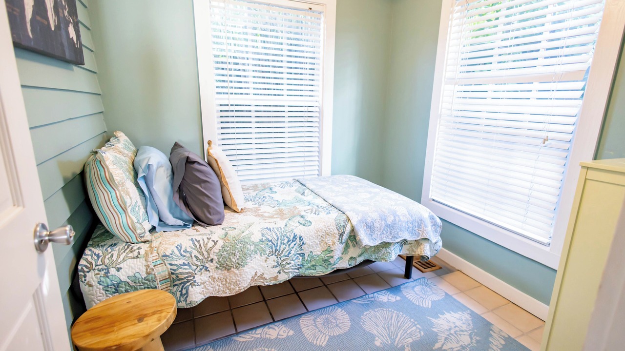 Photo of Bedroom in Midtown
