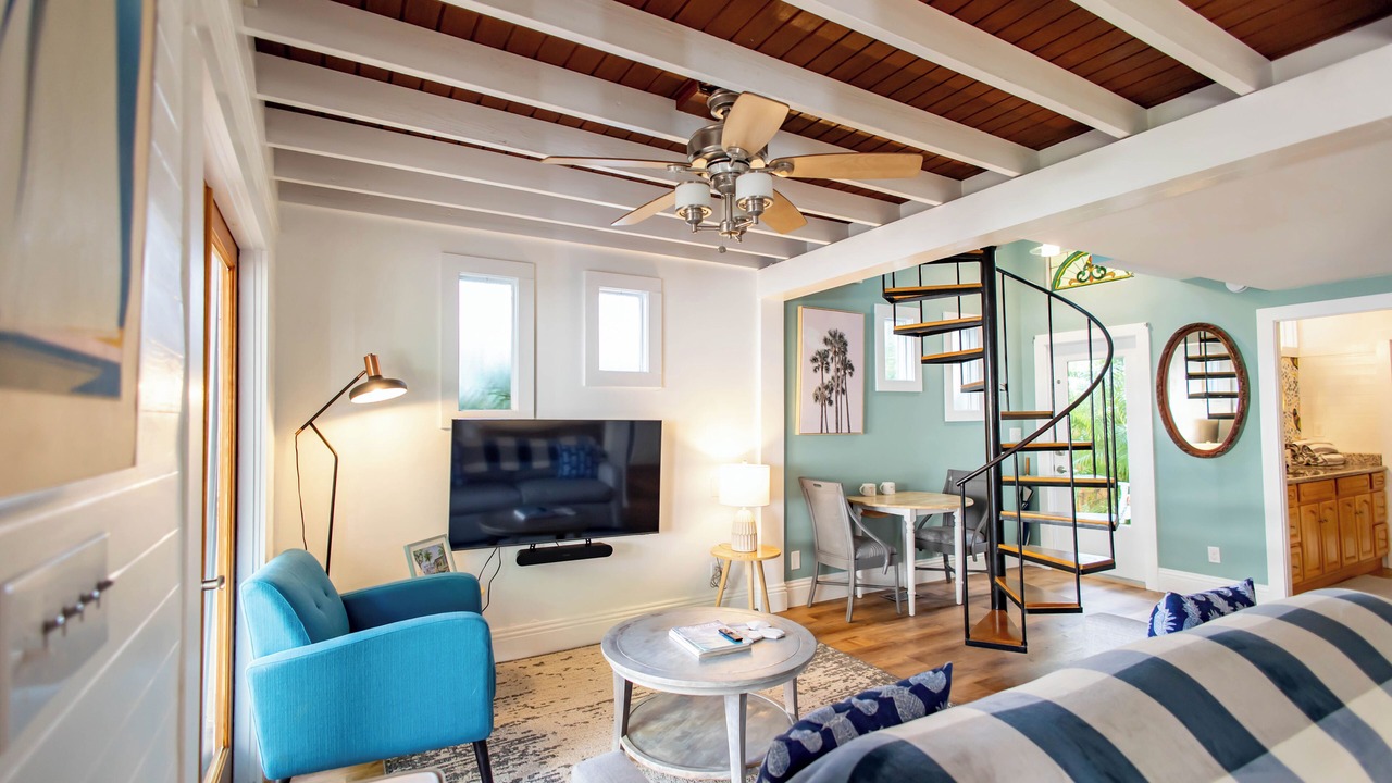 Photo of Livingroom in Midtown