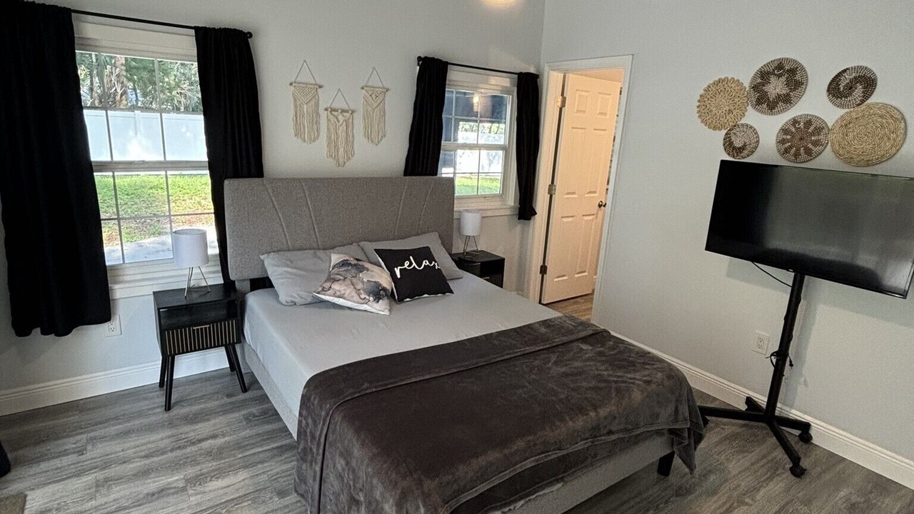 Photo of Bedroom in DeLand