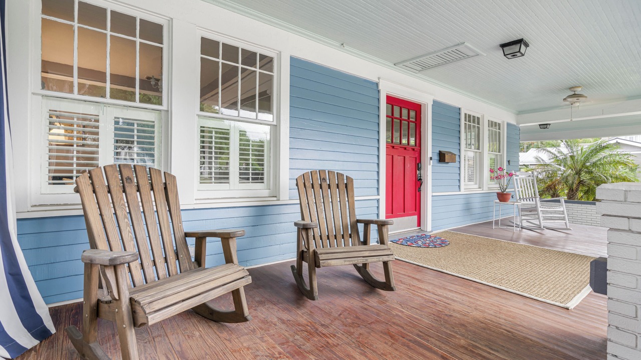 Photo of Patio Balcony in Historic Hyde Park North
